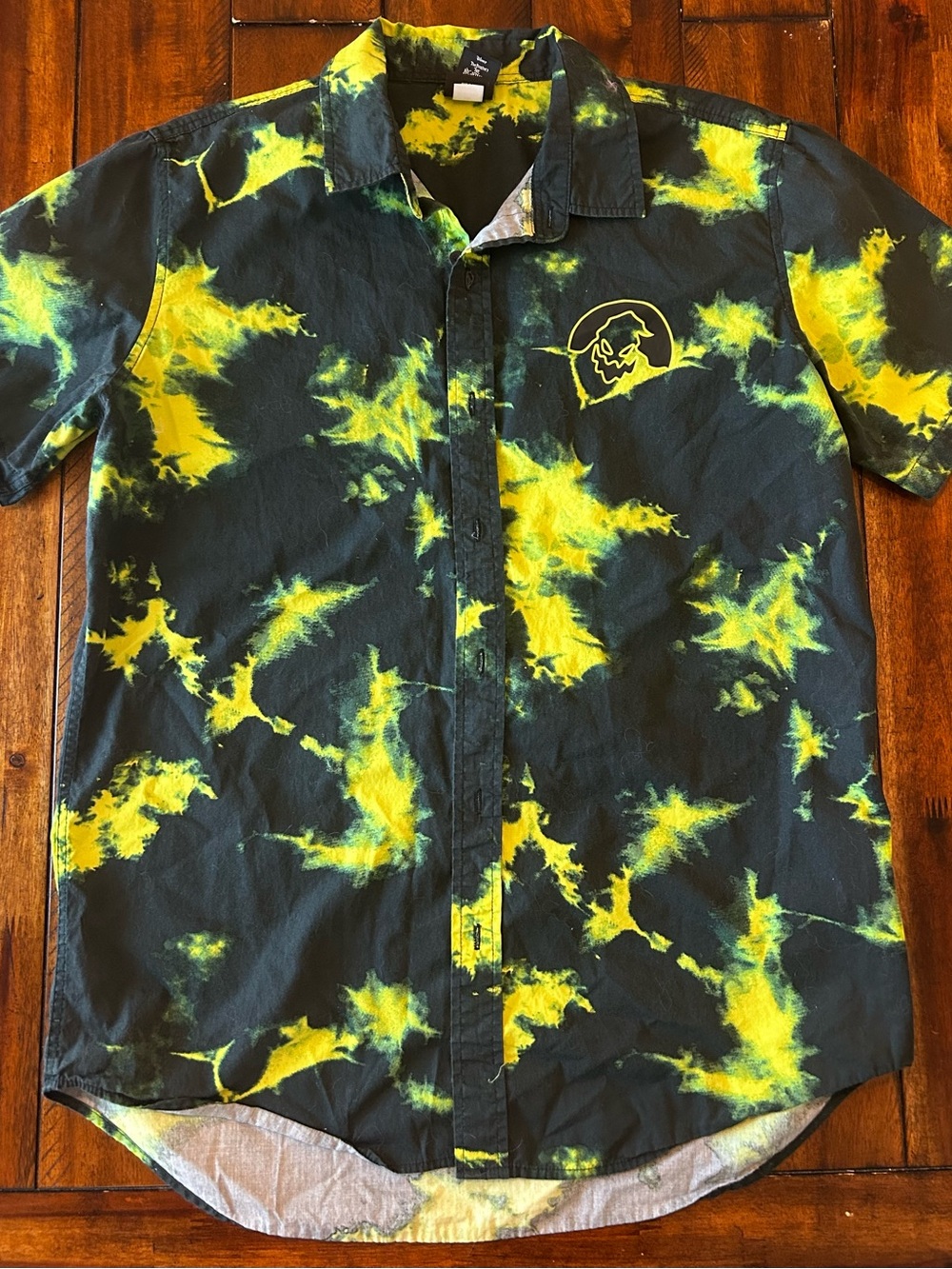 Disney Parks Black & Yellow Tie-Dye Short Sleeve Button-Down Shirt Oogie Boogie